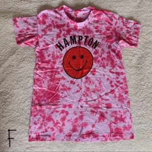 Red tie dye graphic car t-shirt
